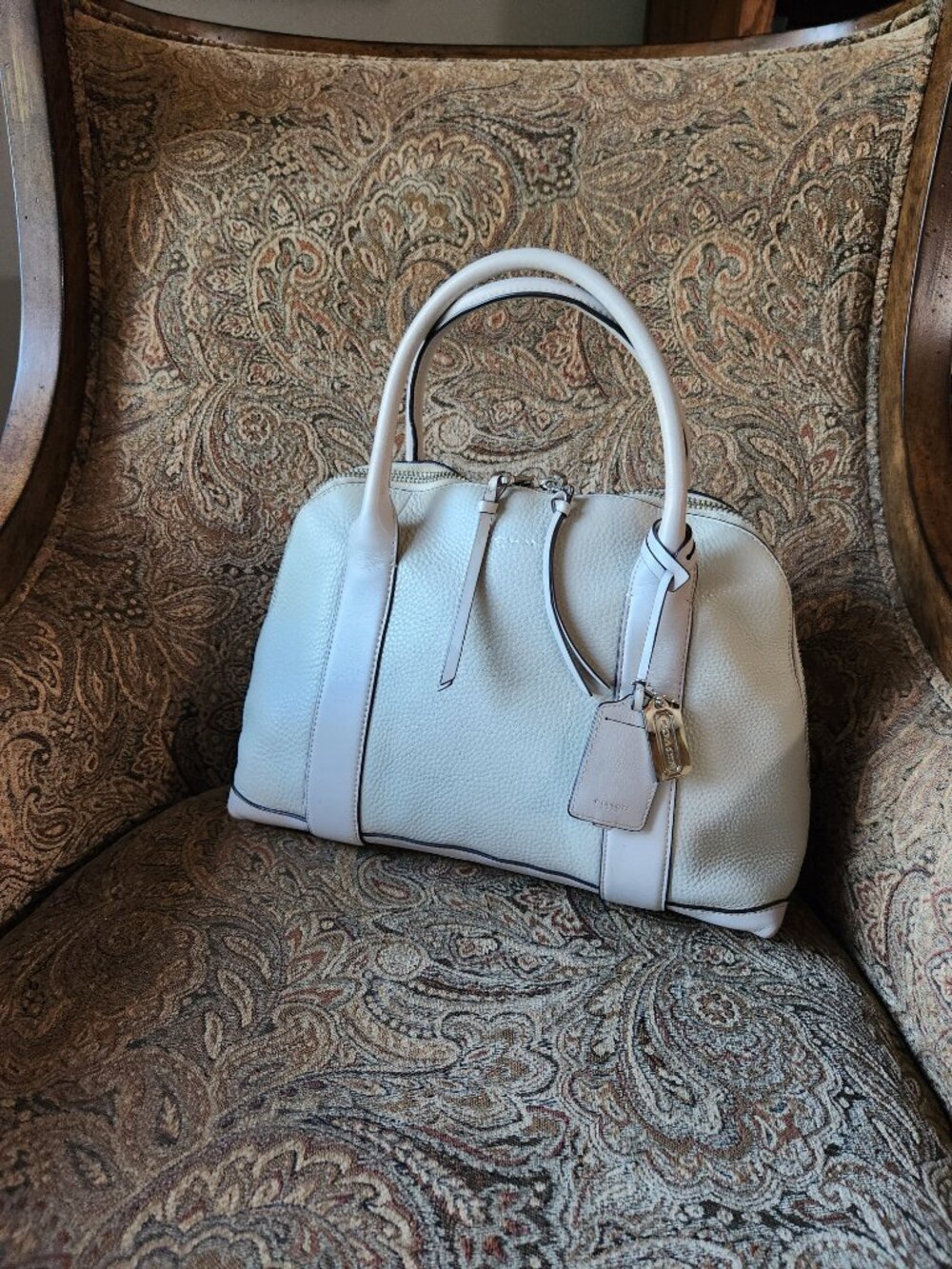 Coach pebble leather large Bleecker Preston satchel Beige Buffalo no strap